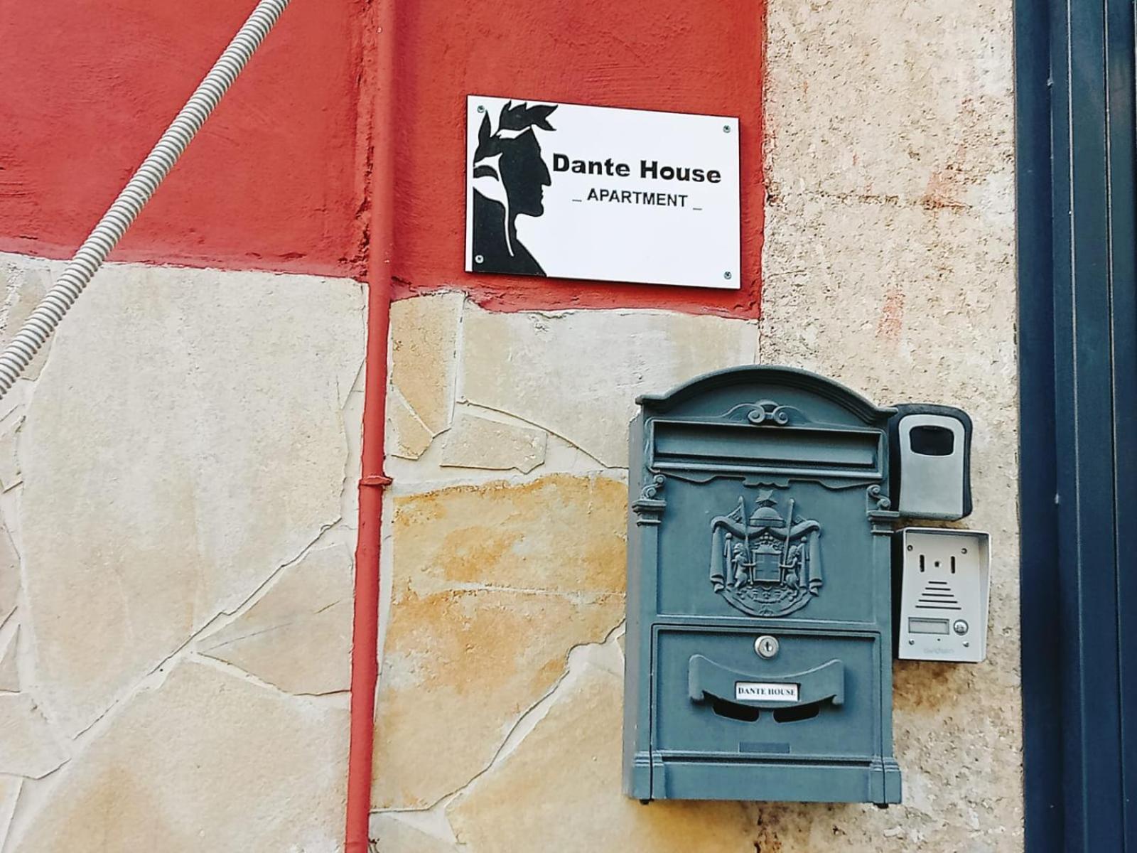卡塔尼亚Dante House - By Holiday In The Ct公寓 外观 照片